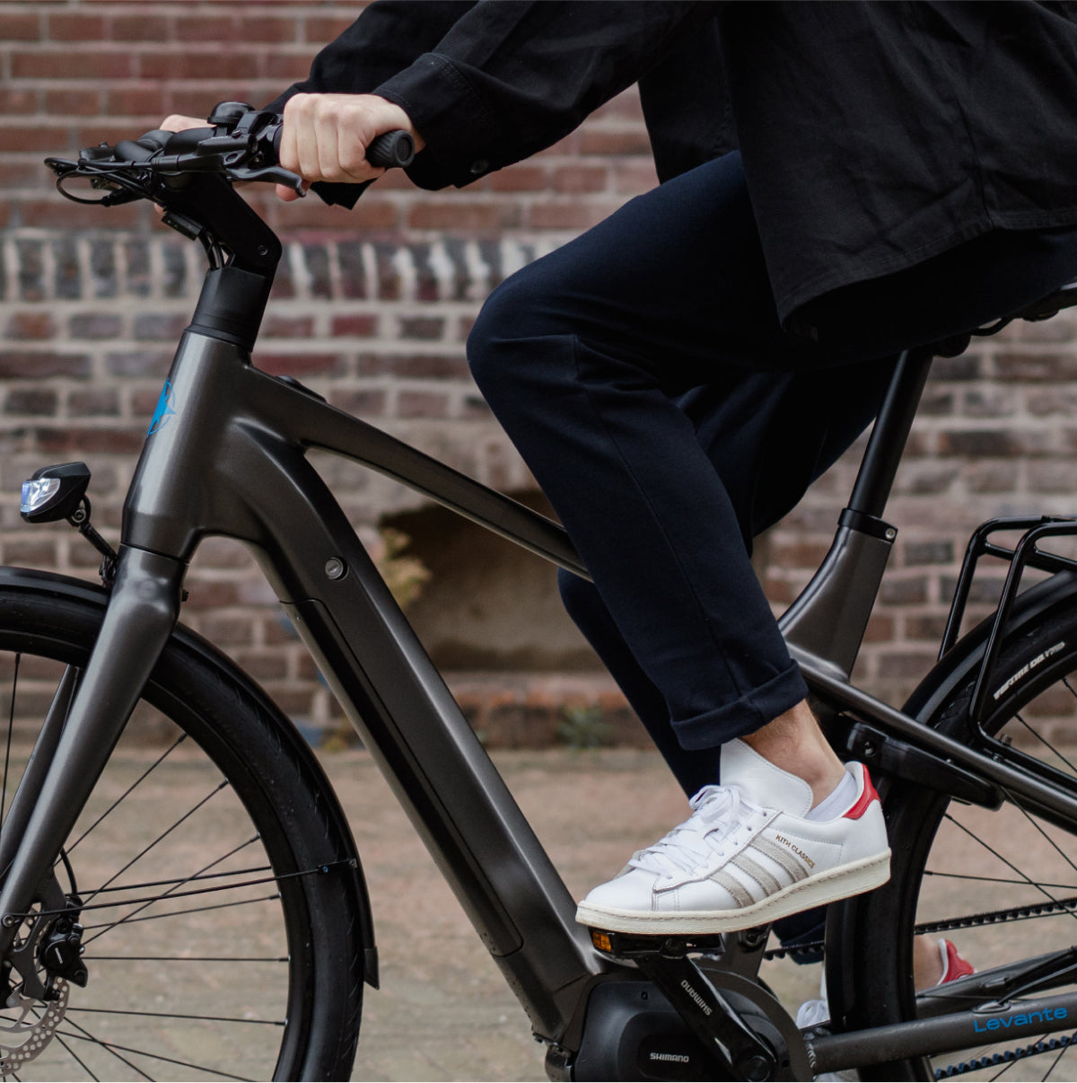 Man op Levante E4 e-bike 